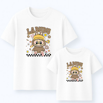 Camiseta Labubu flowers