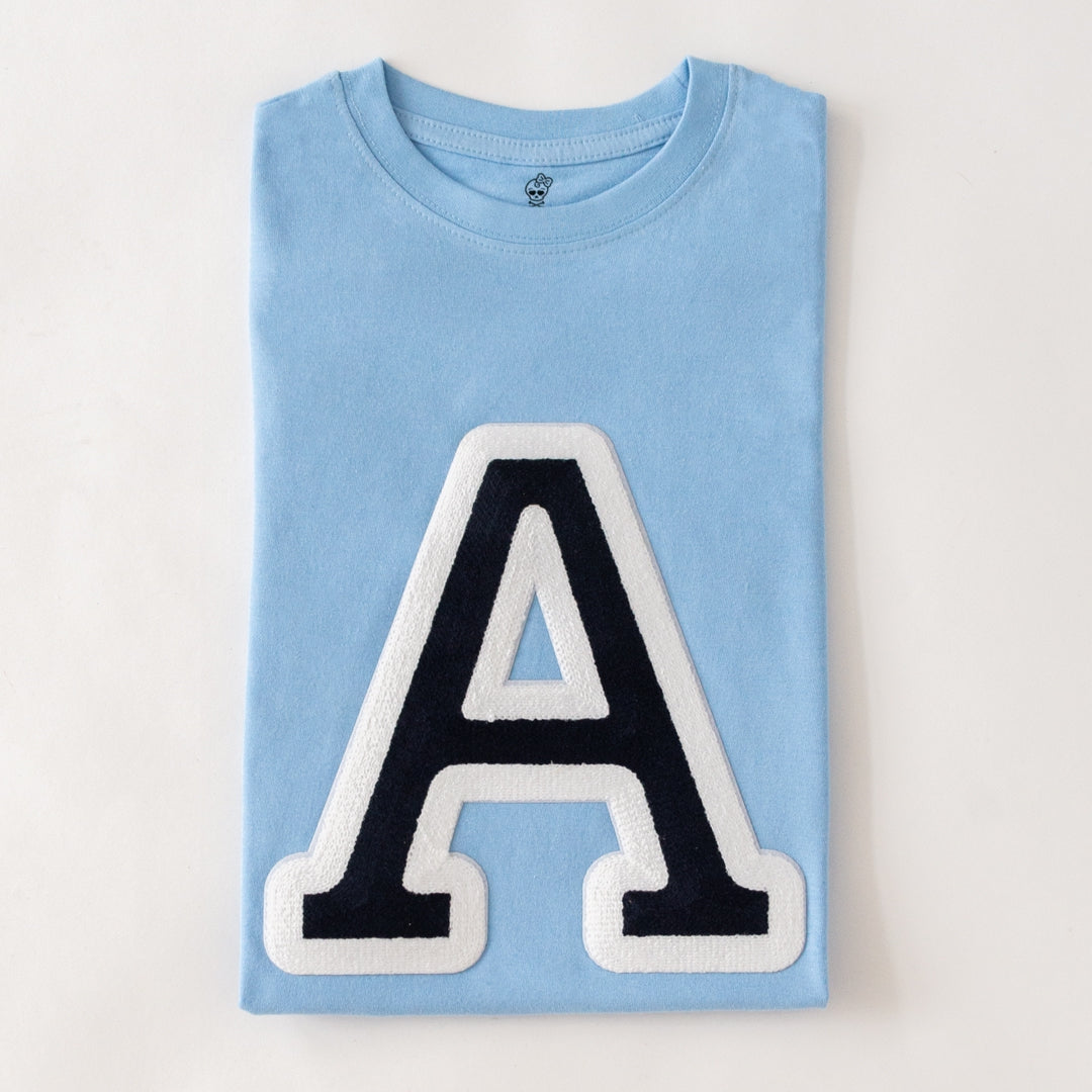 Camiseta Iniciales Celeste