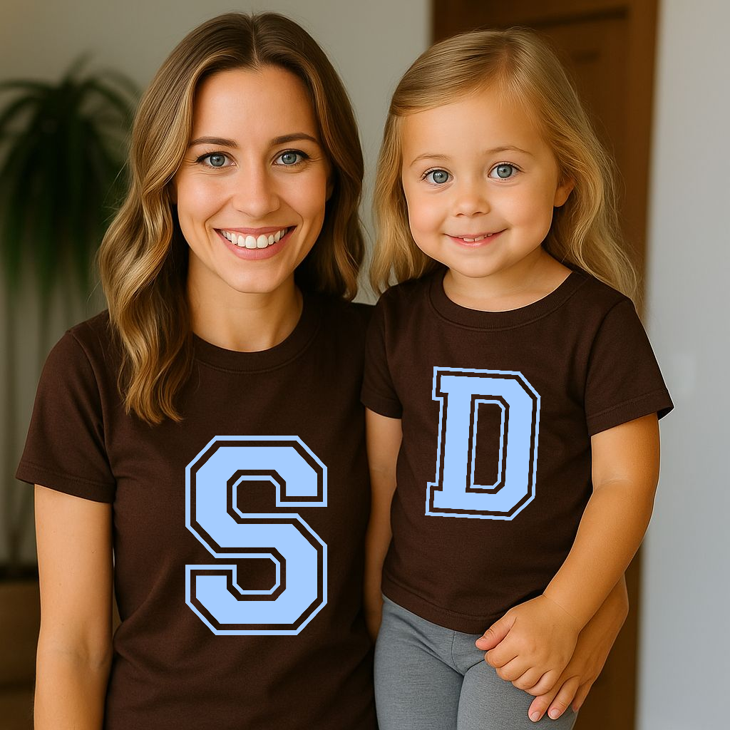 Camiseta Personalizable Inicial Azul Pastel